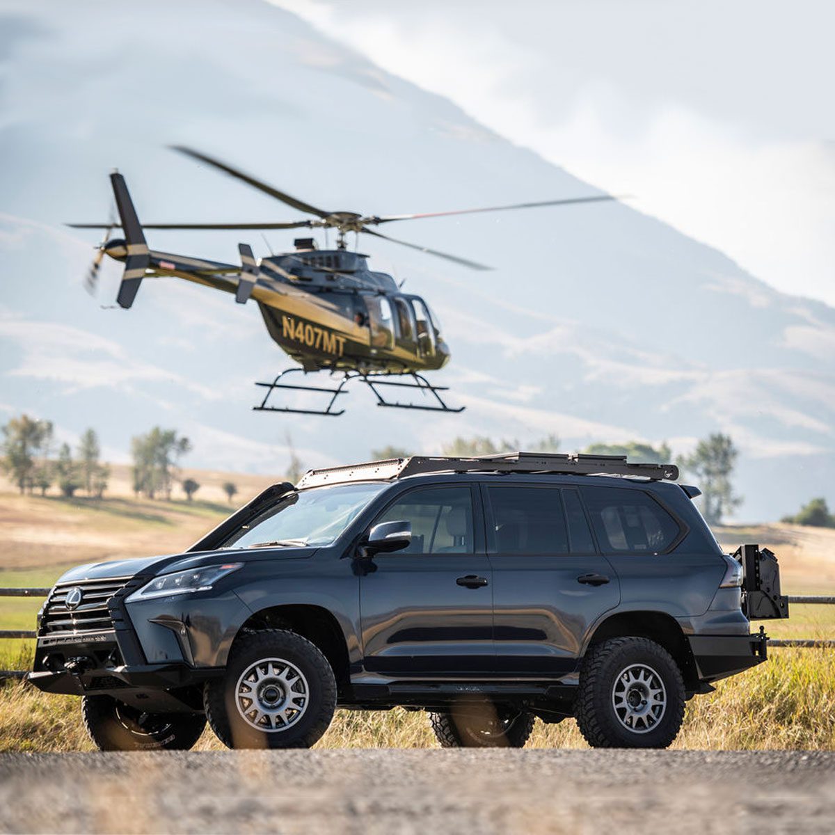 2019 Lexus LX570 Roof Rack for Offroad Adventures | Prinsu